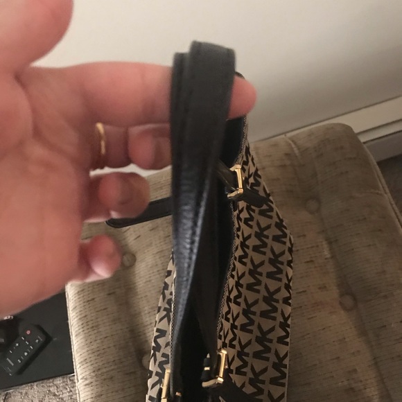 Authentic Mk - Picture 2 of 4